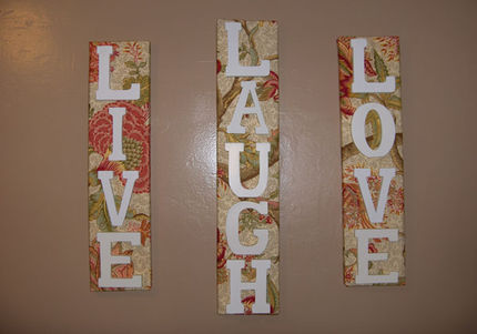 Quotes wall decoration